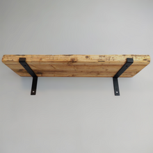 Lade das Bild in den Galerie-Viewer, Wandregal Altholz mit Regalhalterung